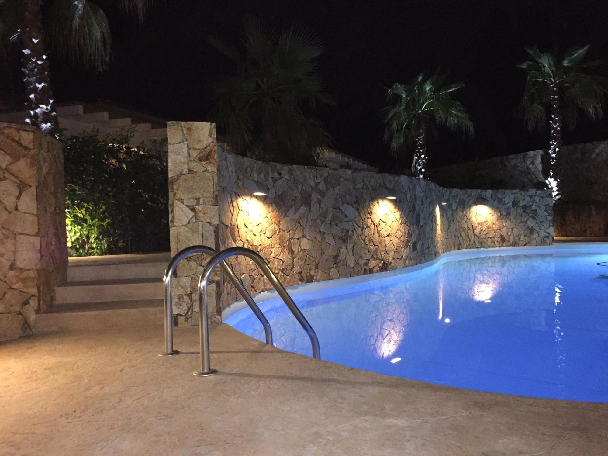 Residence Elegance Ville Ed Appartamenti A Порто Пино Екстериор снимка