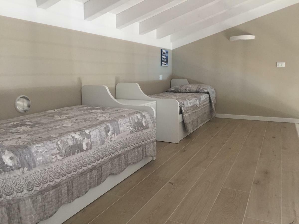 Residence Elegance Ville Ed Appartamenti A Порто Пино Екстериор снимка