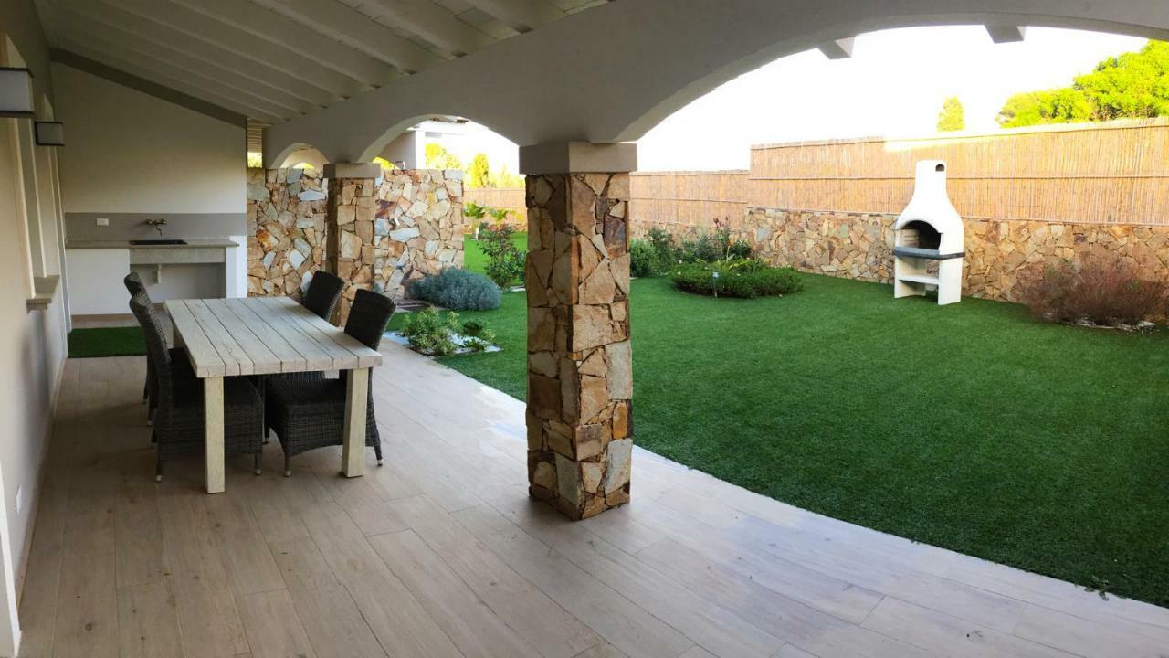 Residence Elegance Ville Ed Appartamenti A Порто Пино Екстериор снимка